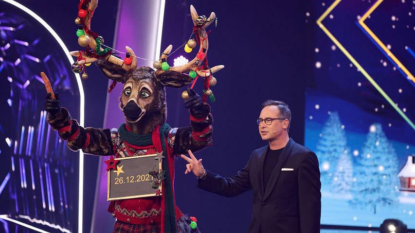 Among other things, the reindeer went with "masked singer" At the beginning of Christmas.