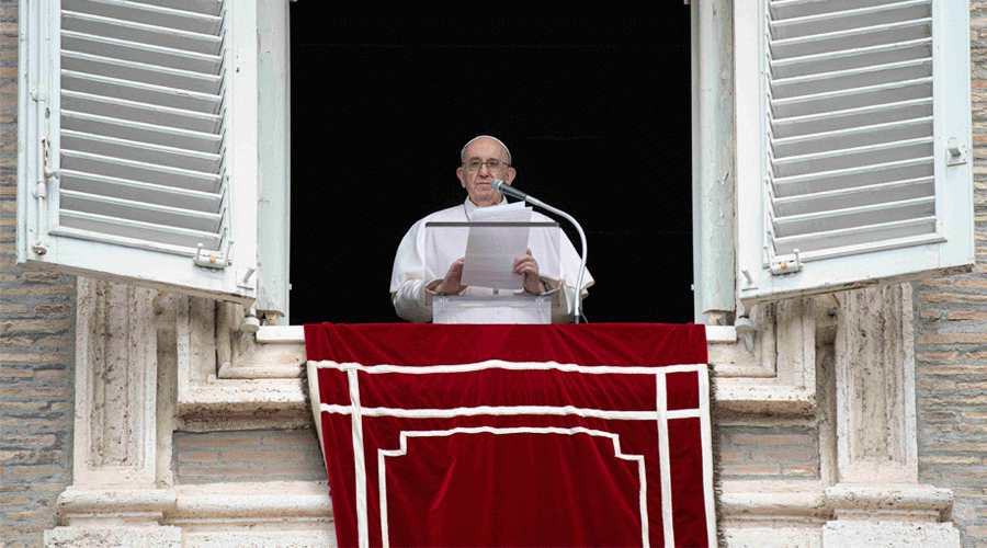 Pope Francis asks Christians to be vigilant in the face of this attack of Satan