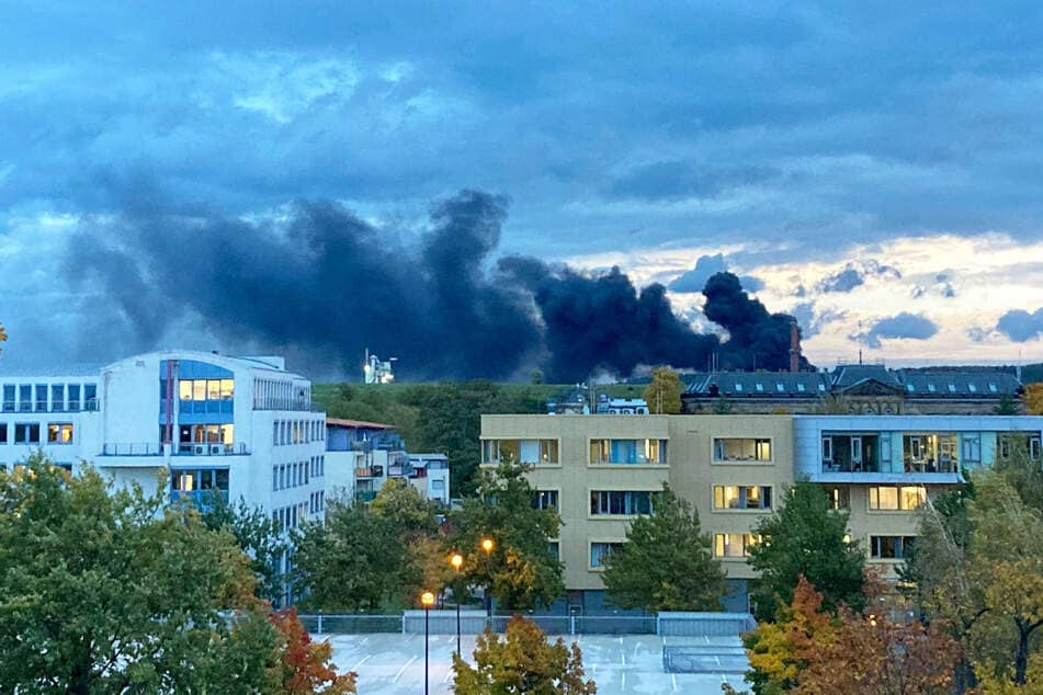 A fire broke out in Albertstadt, Dresden at around 7am on Thursday.