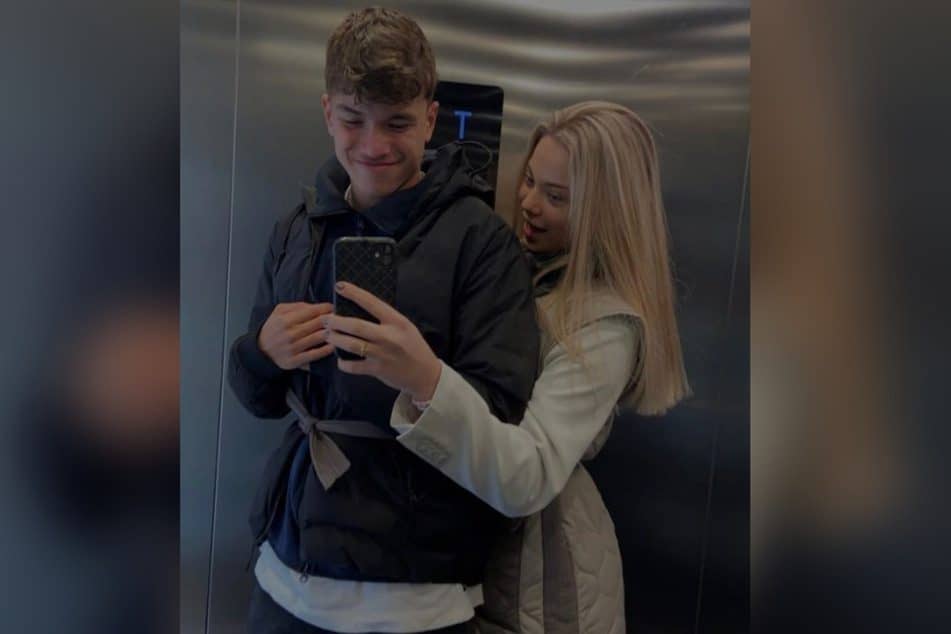 Damien van der Vaart (16 years old) has his first girlfriend.