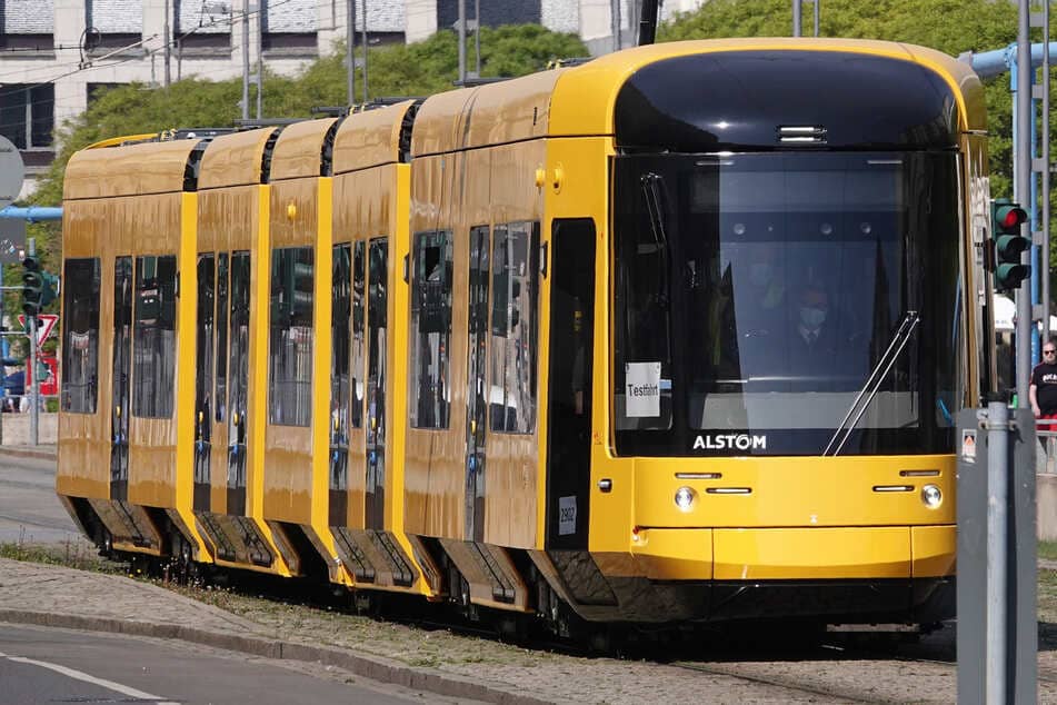 At the beginning of May on a test flight in Dresden: the Alstom tram, built in Bautzen.  There are now jobs on the brink.