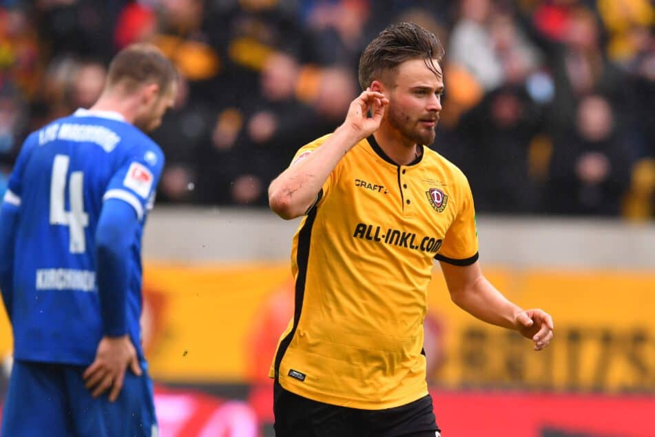 Between 2017 and 2019, Lukas Rosser (28, right) searched for goals for Dynamo Dresden.  (archive photo)