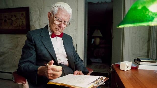 American psychiatrist and professor Aaron Beck takes notes in a 1994 photograph.