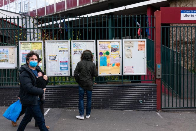 In front of a primary school in the 10th arrondissement in Paris, April 7.