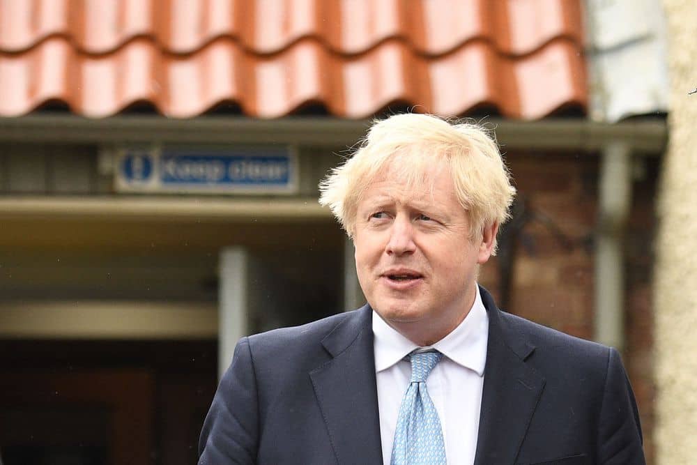 Boris Johnson levantará restricciones de pandemia en el Reino Unido