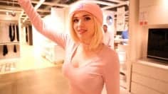 Twitch star Amouranth threatened Spotify: "Could it be me - or Joe Rogan!" (1)